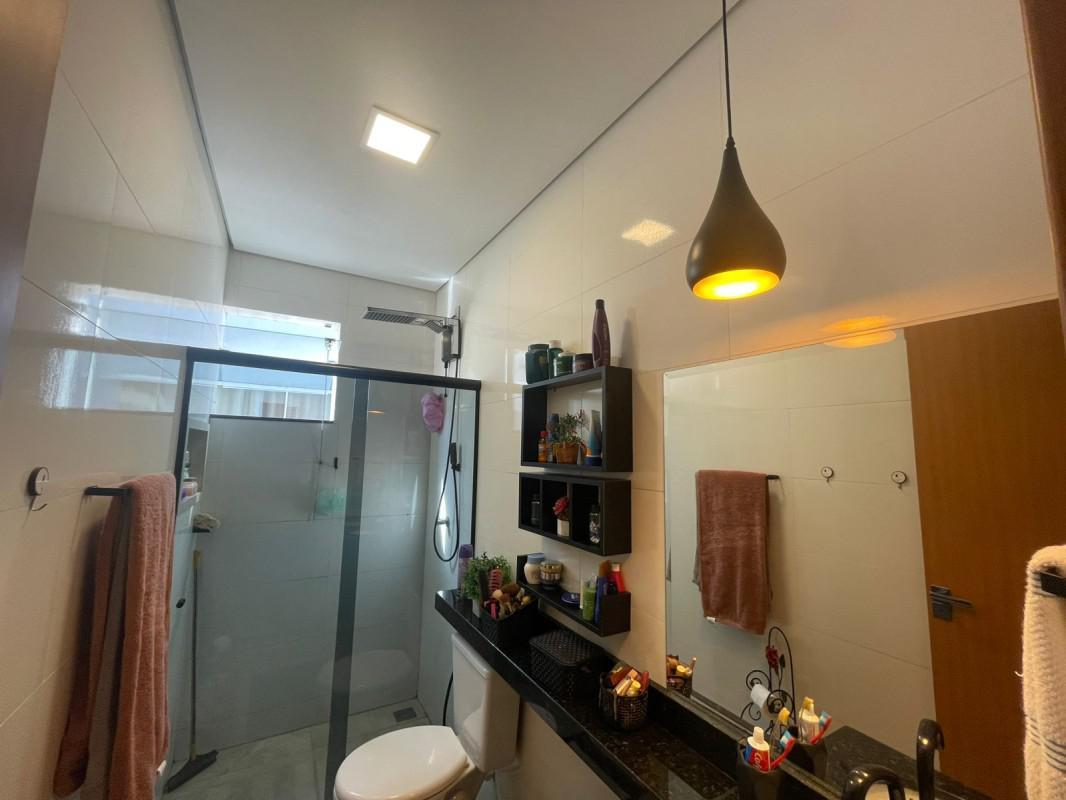 Casa, Novo Barreirinho, 3 Quartos, 1 Vaga, 1 Suíte