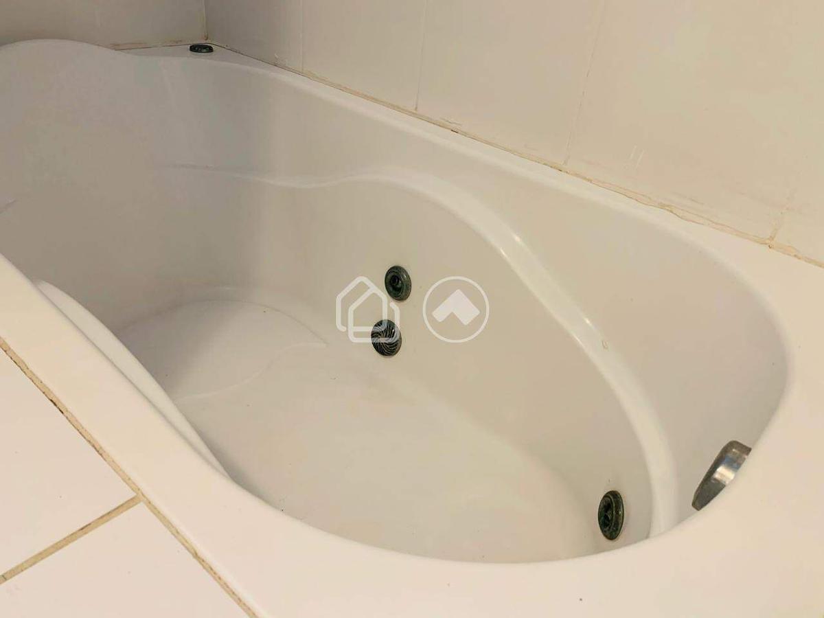 Apartamento, Estoril, 3 Quartos, 1 Vaga