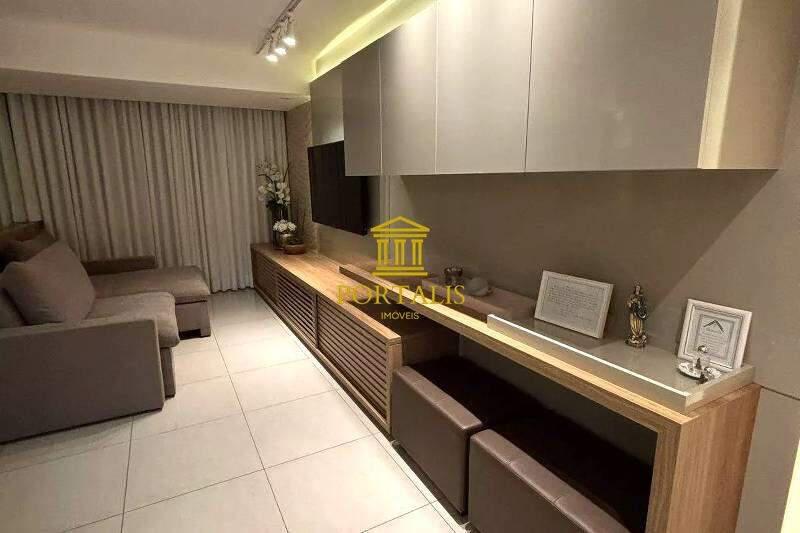 Apartamento, Santa Efigênia, 3 Quartos, 2 Vagas, 1 Suíte