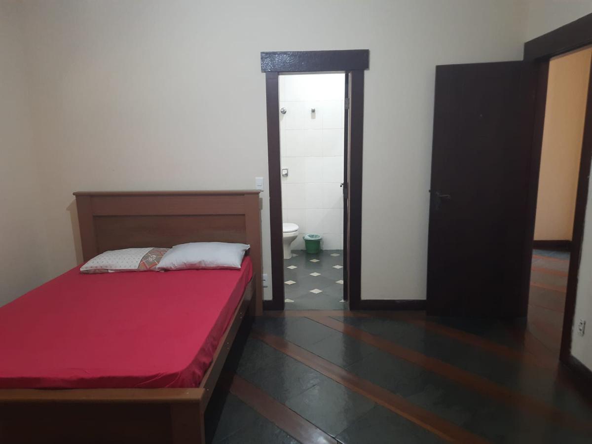Casa, Braúnas, 6 Quartos, 20 Vagas, 4 Suítes