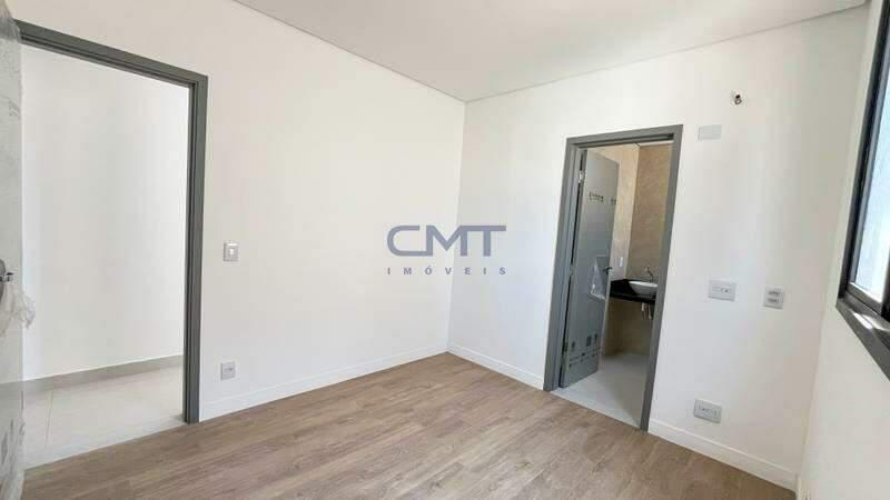 Cobertura, Prado, 3 Quartos, 2 Vagas, 3 Suítes