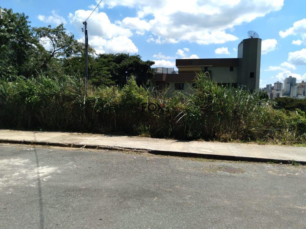 Lote, Estoril, 0 Quarto, 0 Vaga