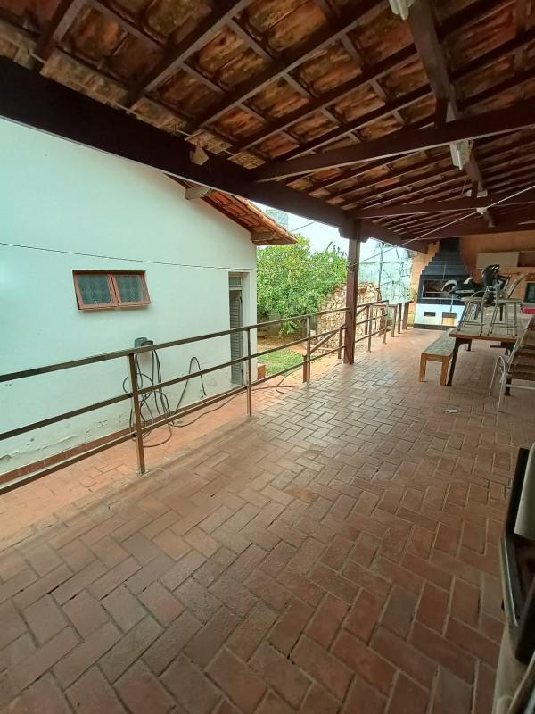 Casa, Castelo, 4 Quartos, 4 Vagas, 2 Suítes