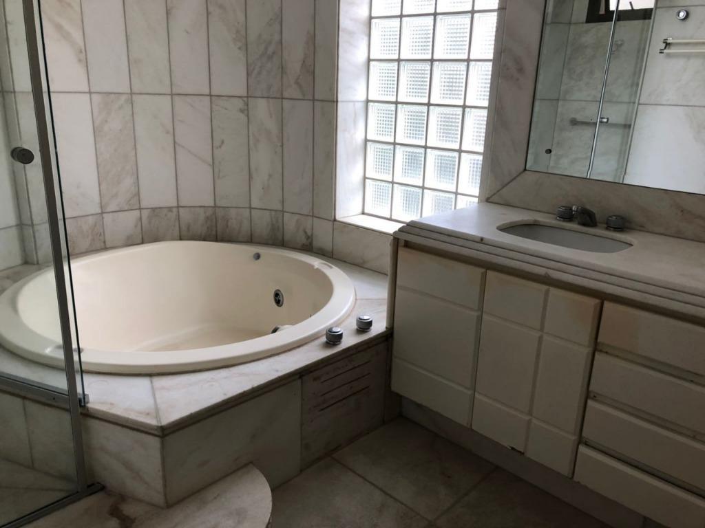 Apartamento, Funcionários, 4 Quartos, 3 Vagas, 2 Suítes