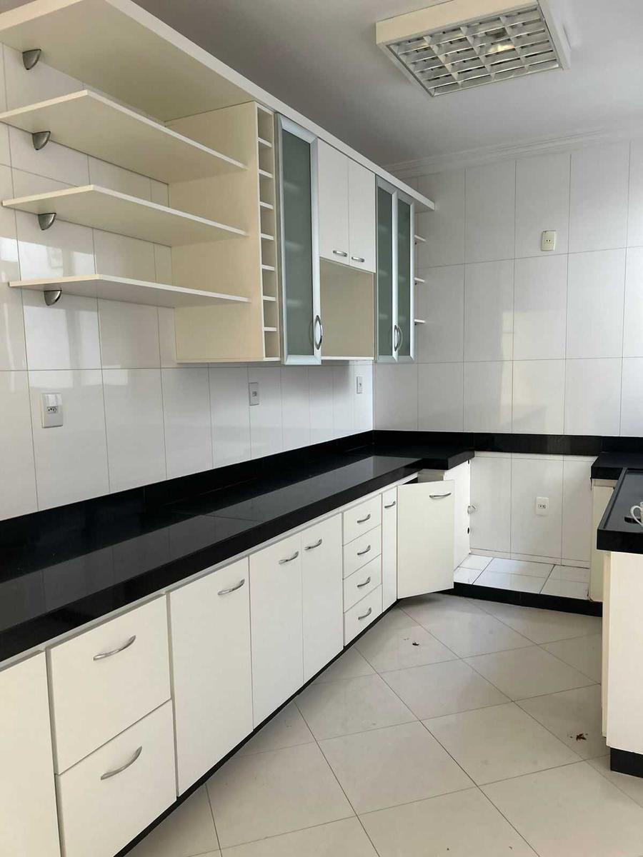 Casa, Paquetá, 4 Quartos, 4 Vagas, 1 Suíte