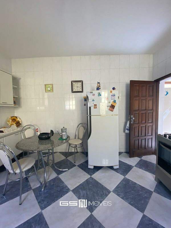 Casa, Santa Inês, 3 Quartos, 2 Vagas, 1 Suíte