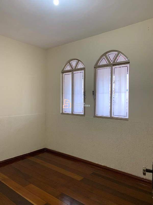 Casa, Flávio Marques Lisboa, 3 Quartos, 2 Vagas, 1 Suíte