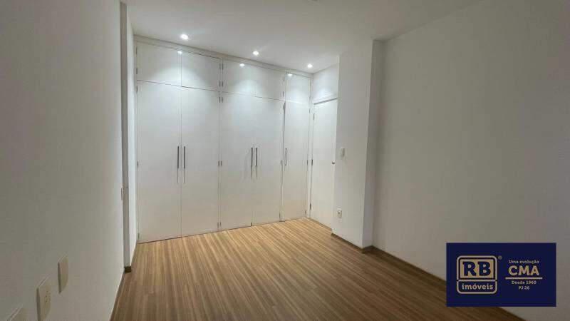 Cobertura, Funcionários, 3 Quartos, 2 Vagas, 1 Suíte
