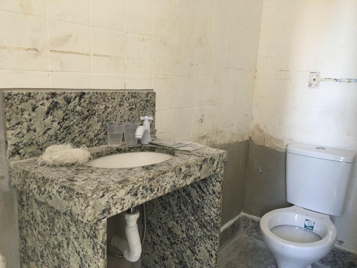 Andar, Centro, 1 Quarto, 0 Vaga