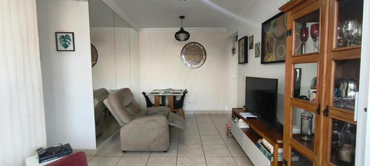 Apartamento, Sagrada Família, 3 Quartos, 2 Vagas, 1 Suíte