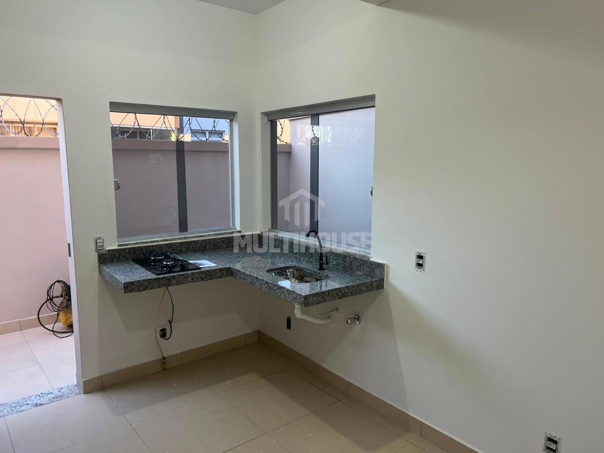 Casa, Novo Itabirito, 1 Quarto, 0 Vaga