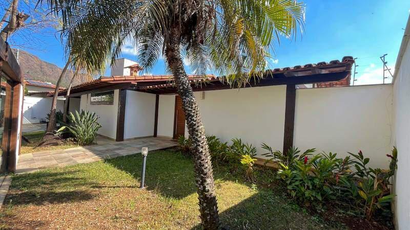 Casa, Mangabeiras, 4 Quartos, 4 Vagas, 2 Suítes