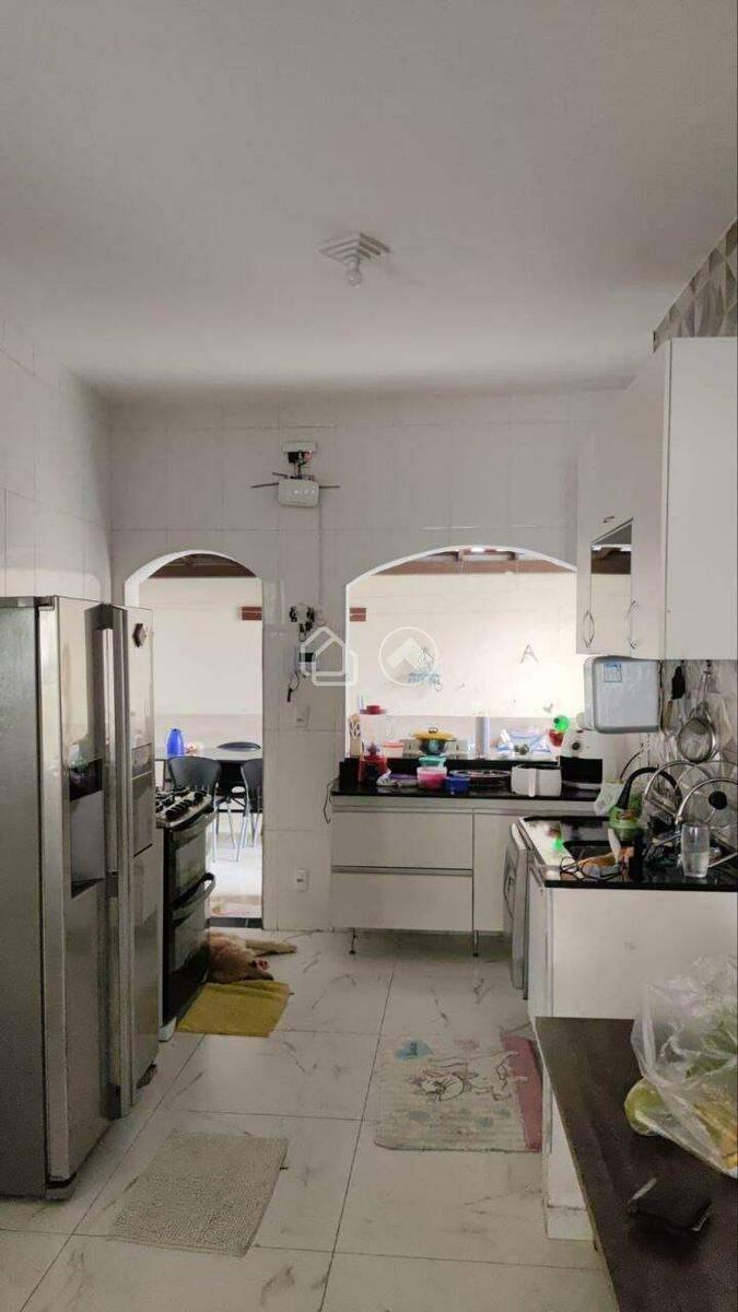 Casa, Betânia, 6 Quartos, 5 Vagas, 3 Suítes