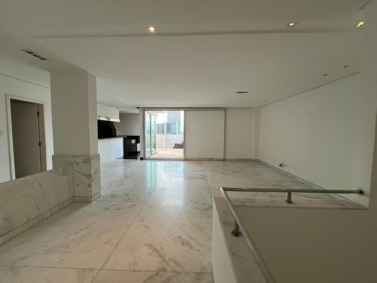 Cobertura, Buritis, 4 Quartos, 3 Vagas, 1 Suíte