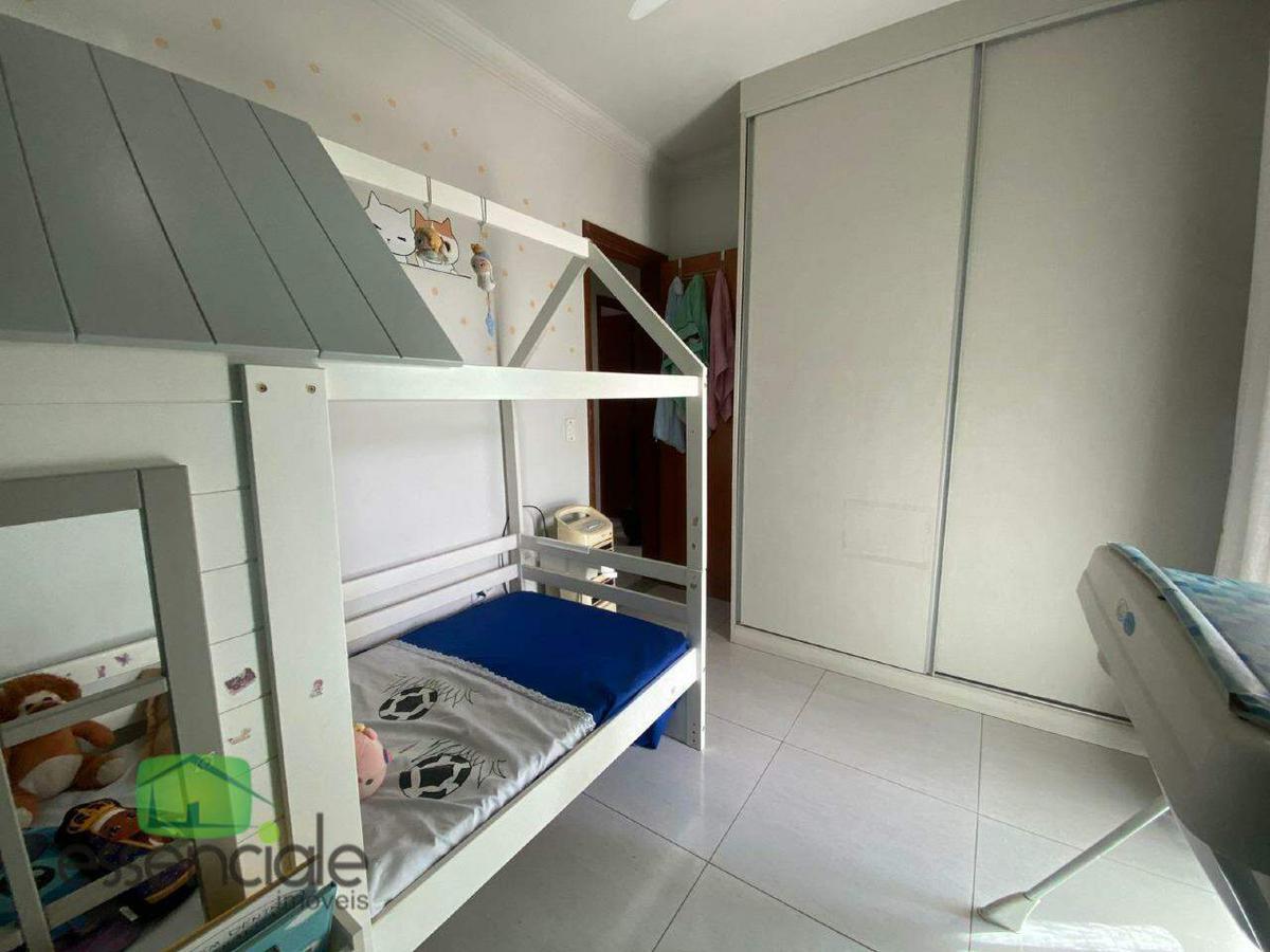 Casa, Fonte Grande, 3 Quartos, 2 Vagas, 1 Suíte