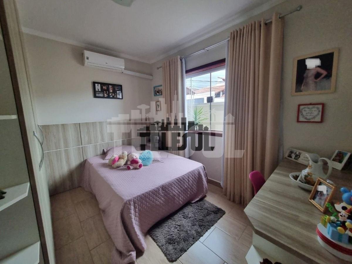 Casa, Parque Urupês, 3 Quartos, 2 Vagas, 1 Suíte