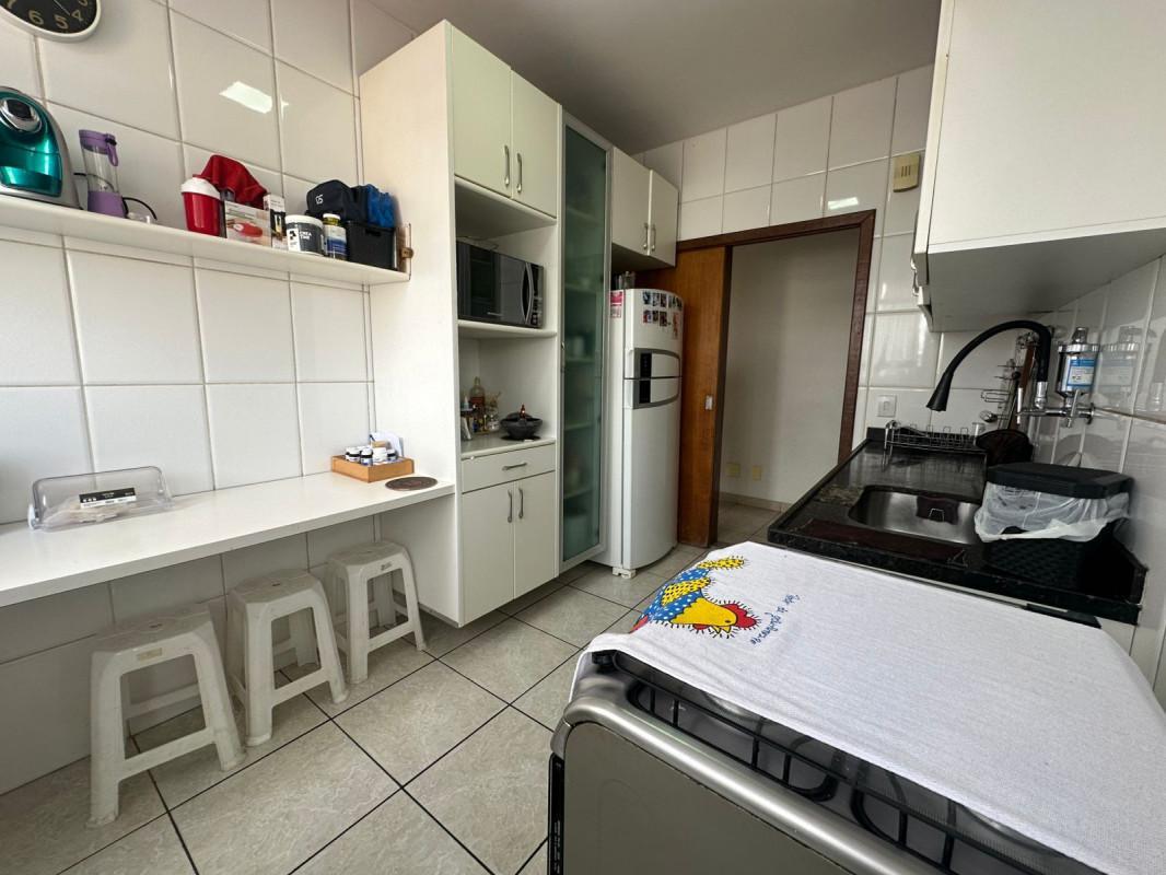 Cobertura, Esplanada, 3 Quartos, 2 Vagas, 1 Suíte