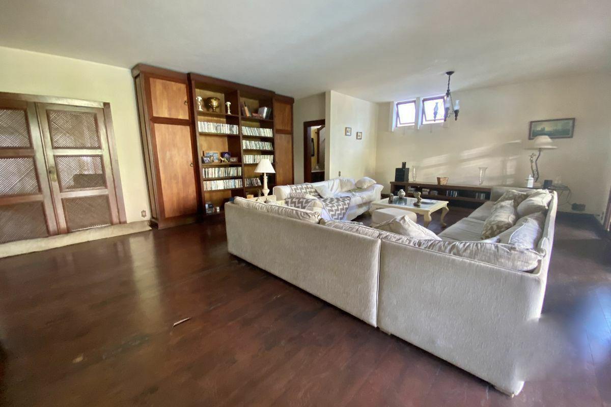 Casa, São Luiz (pampulha), 5 Quartos, 6 Vagas, 1 Suíte