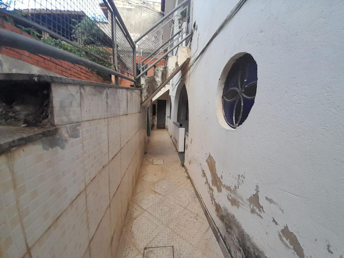 Casa, Cachoeirinha, 2 Quartos, 4 Vagas