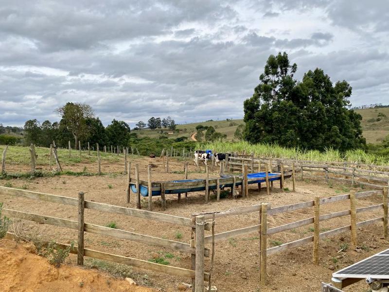 Fazenda, 4 Quartos, 1 Suíte