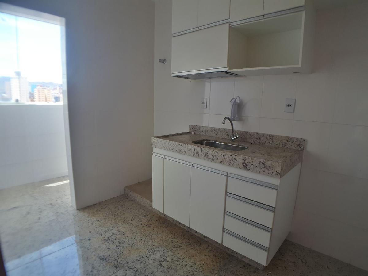 Apartamento, Floresta, 3 Quartos, 2 Vagas, 1 Suíte