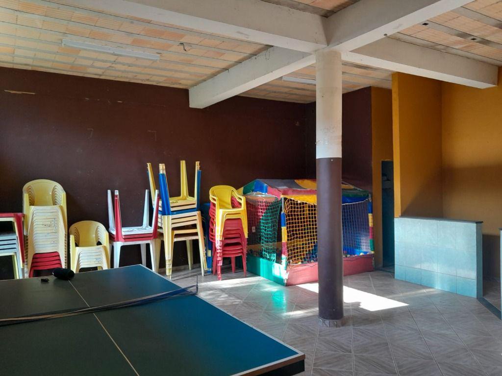 Fazenda, Pompeu, 5 Quartos, 2 Vagas