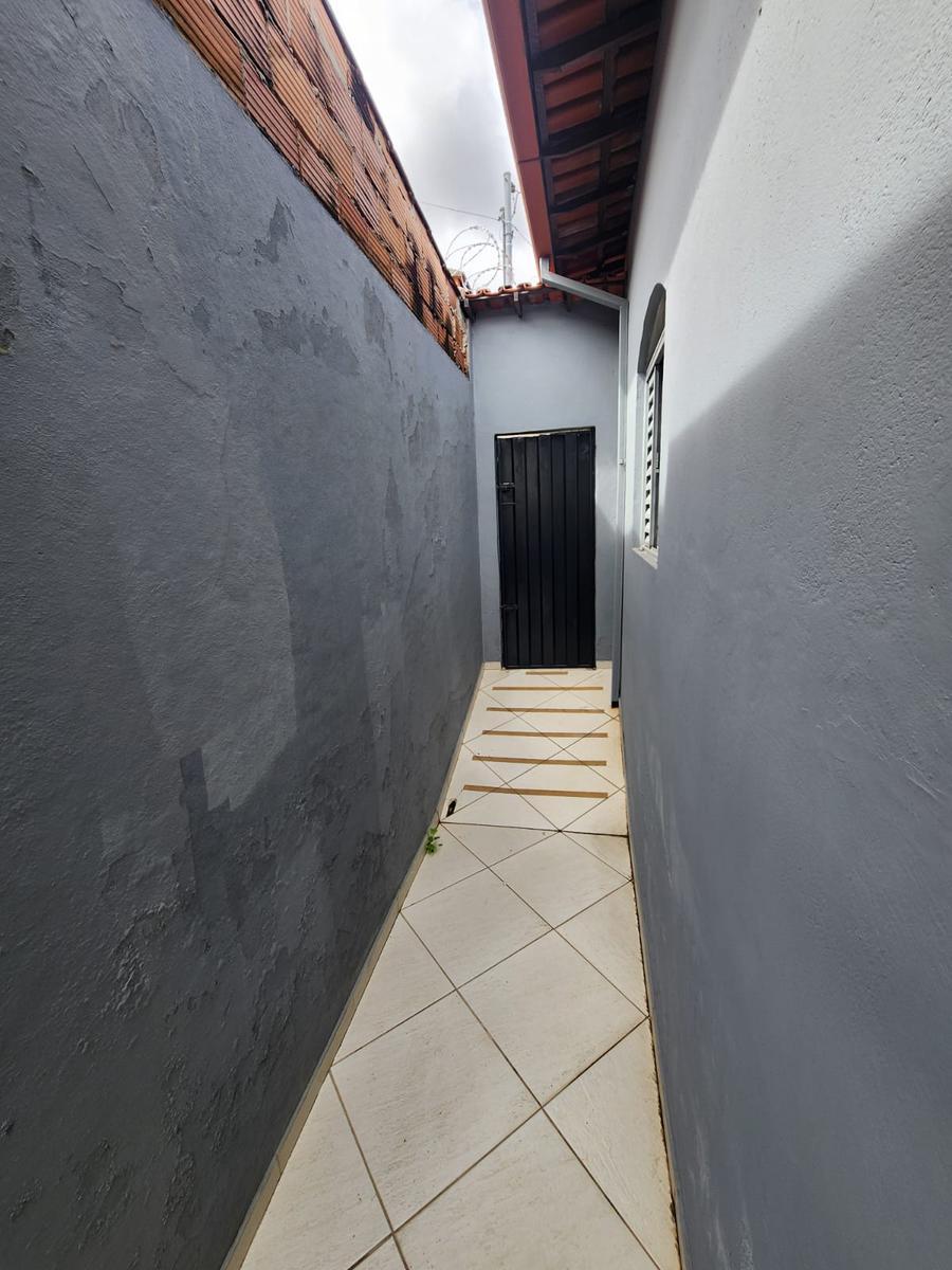 Casa, Arvoredo, 2 Quartos, 2 Vagas, 1 Suíte