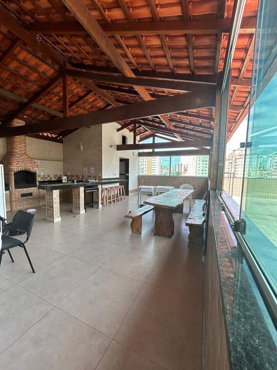 Casa Comercial, Nova Suíssa, 8 Quartos, 10 Vagas