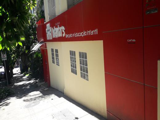 Lote, Funcionários, 4 Quartos, 2 Vagas