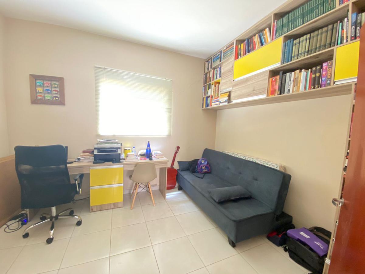 Casa, Ana Lúcia, 3 Quartos, 5 Vagas, 1 Suíte