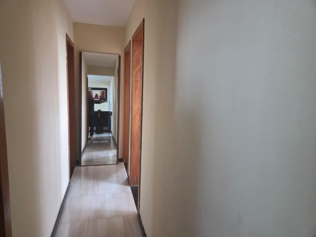 Apartamento, Coqueiros, 3 Quartos, 0 Vaga, 1 Suíte