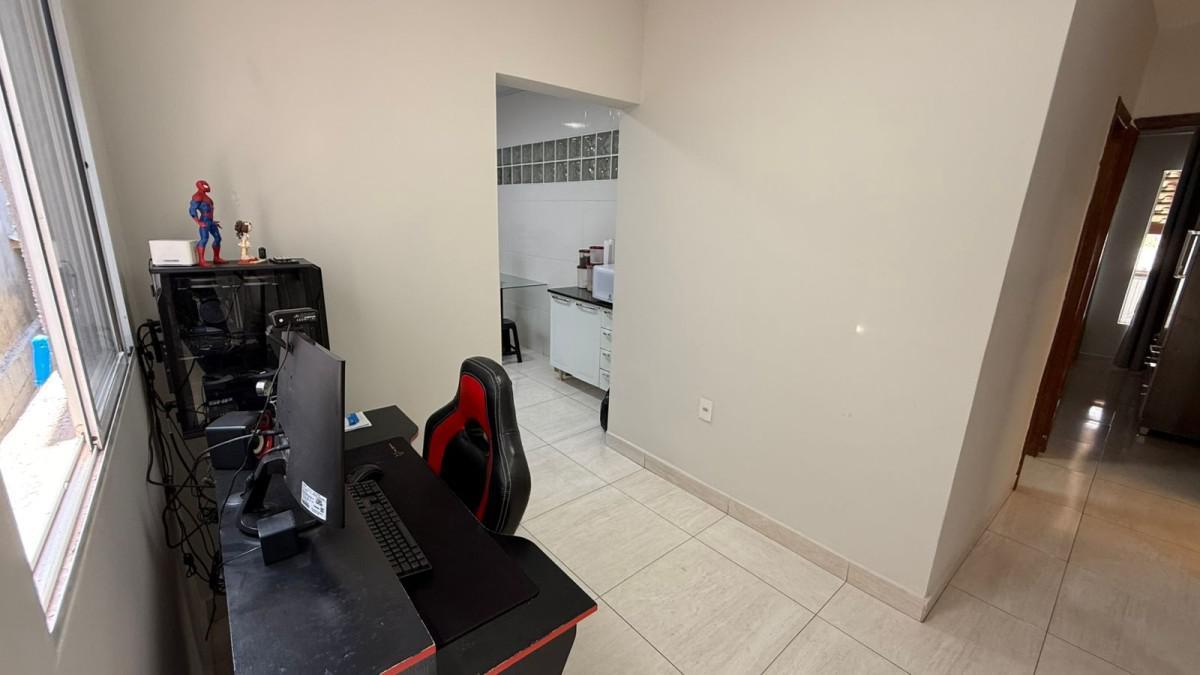 Casa, Masterville, 2 Quartos, 3 Vagas