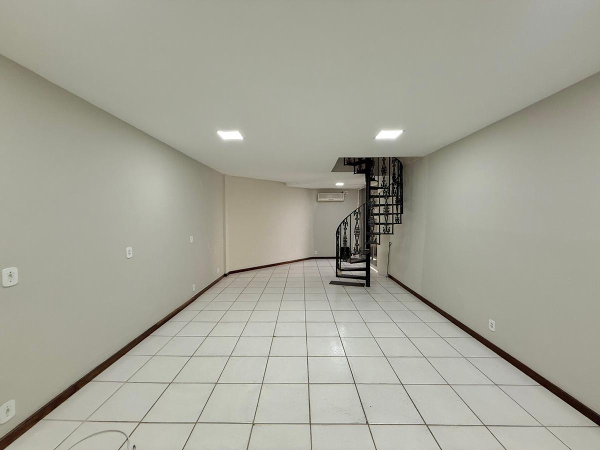 Andar, São José, 0 Quarto, 0 Vaga