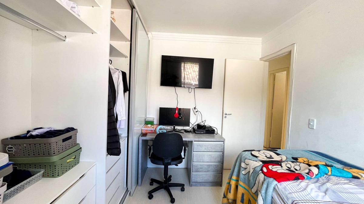 Casa, Buritis, 4 Quartos, 2 Vagas, 1 Suíte