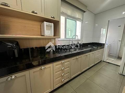 Apartamento, Cabral, 3 Quartos, 0 Vaga, 1 Suíte