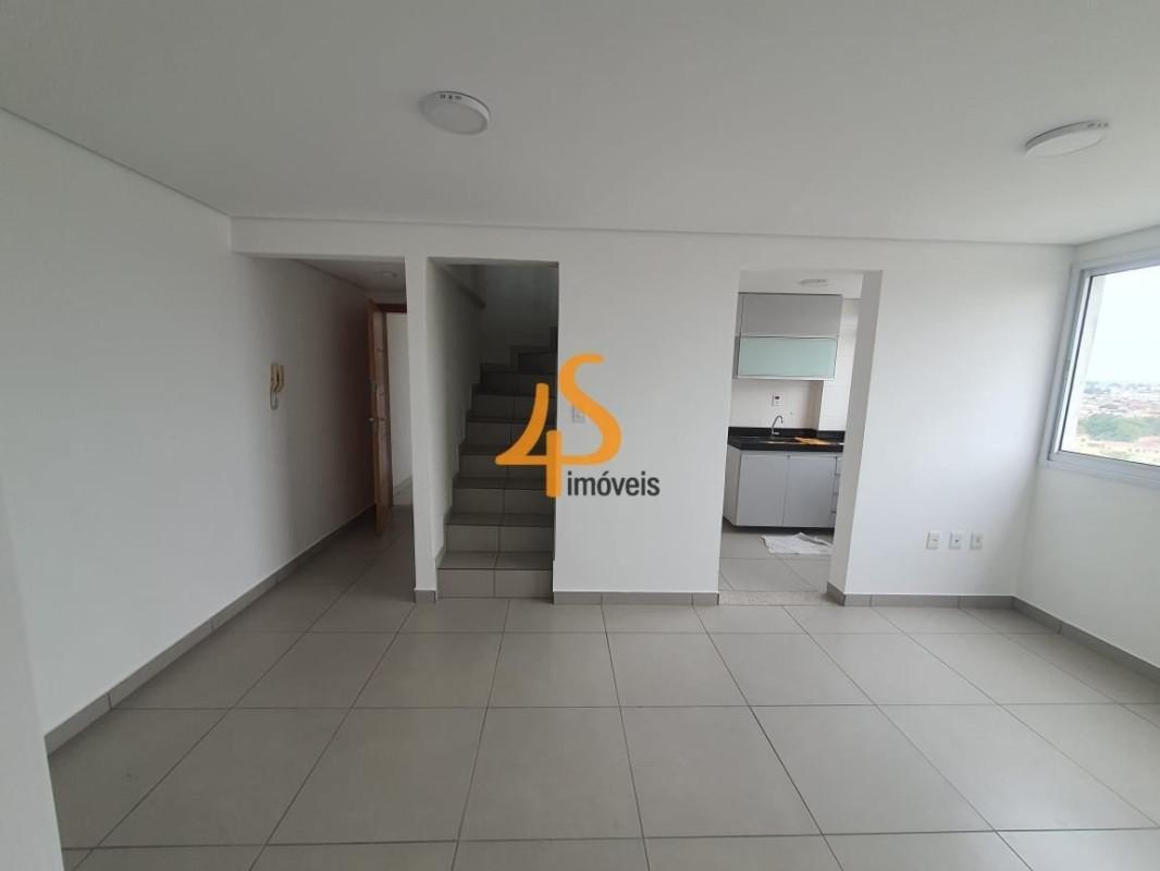 Cobertura, Heliópolis, 2 Quartos, 2 Vagas, 1 Suíte
