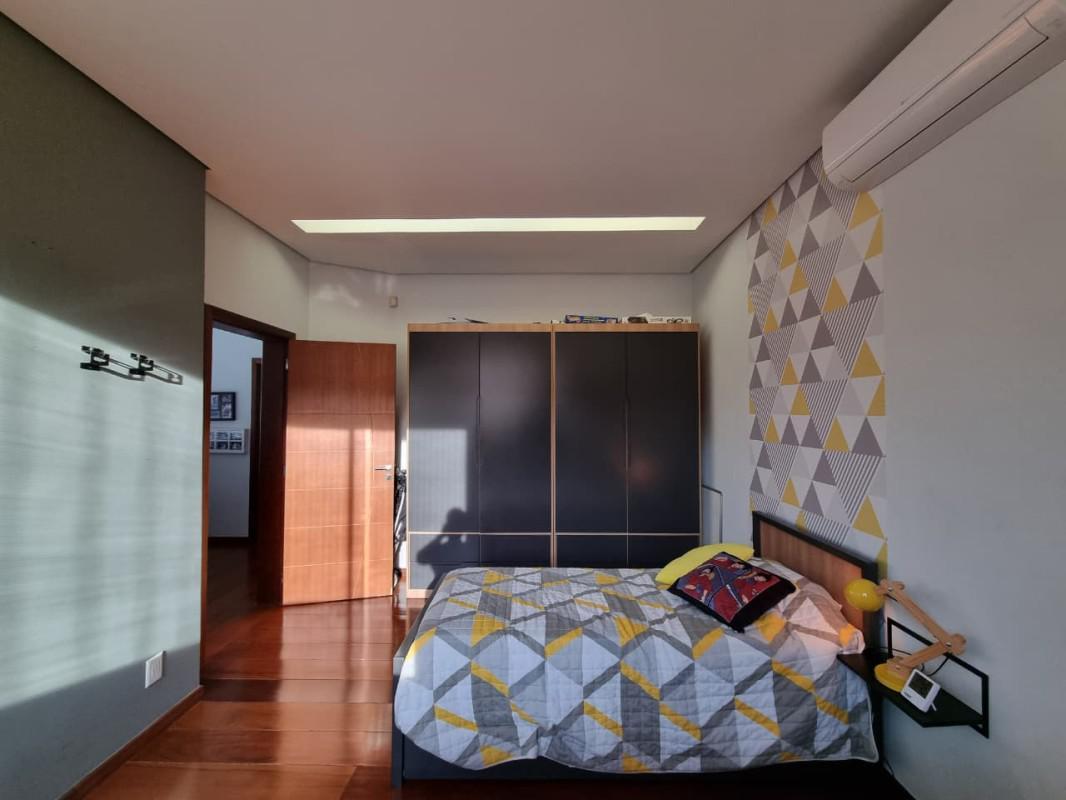 Casa, Jardim Riacho das Pedras, 3 Quartos, 4 Vagas, 1 Suíte
