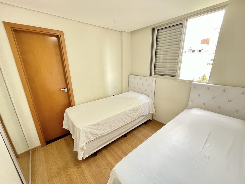 Cobertura, São José, 4 Quartos, 2 Vagas, 2 Suítes