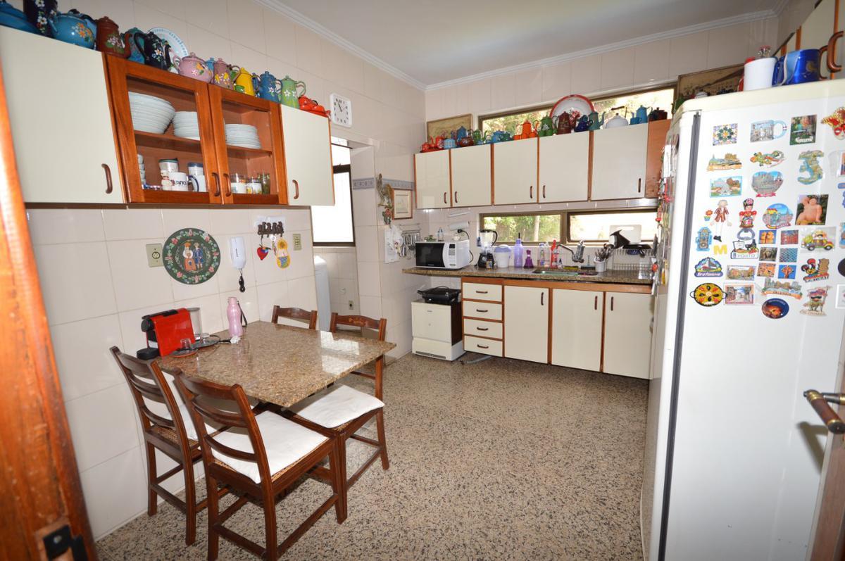 Apartamento, Sion, 4 Quartos, 3 Vagas, 1 Suíte