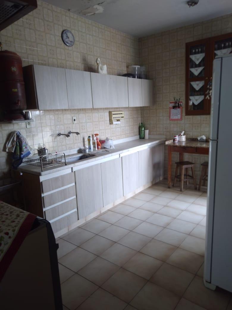 Casa, Barroca, 3 Quartos, 4 Vagas, 1 Suíte