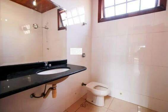 Casa, Santa Lúcia, 6 Quartos, 3 Vagas, 1 Suíte