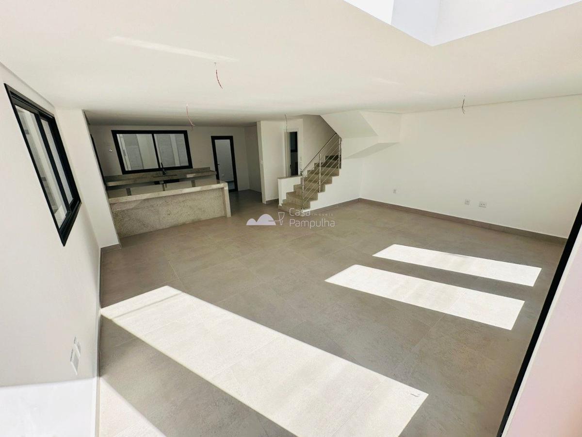 Casa, Planalto, 3 Quartos, 4 Vagas, 3 Suítes