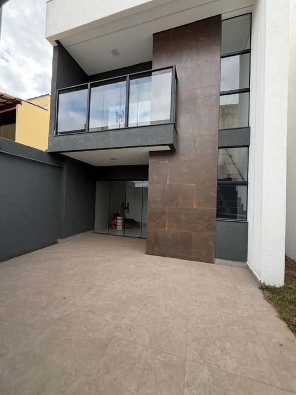 Casa, São Pedro, 3 Quartos, 2 Vagas, 1 Suíte