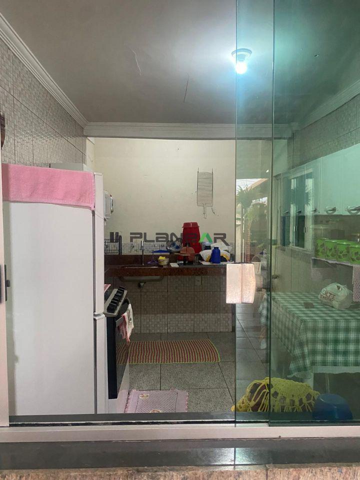 Casa, Tropical, 3 Quartos, 4 Vagas