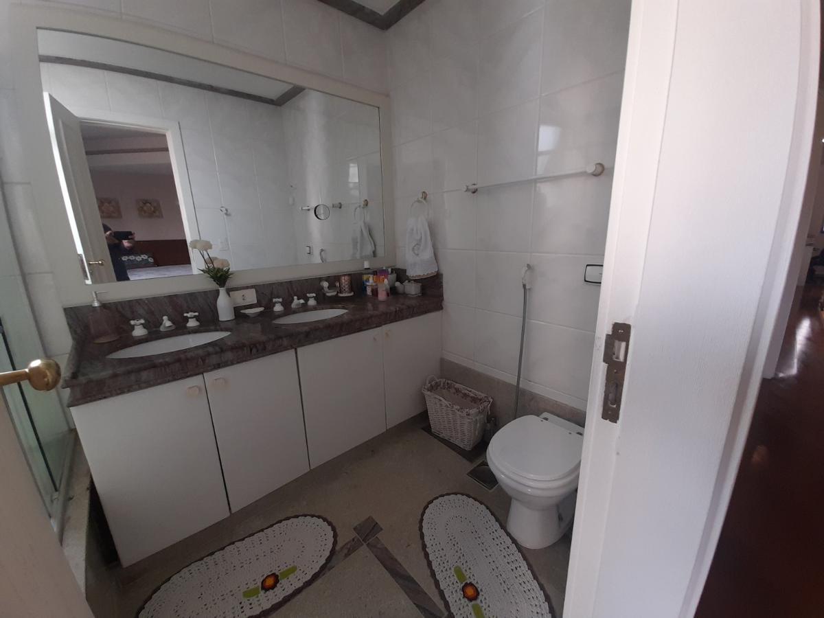 Apartamento, Funcionários, 4 Quartos, 3 Vagas, 2 Suítes