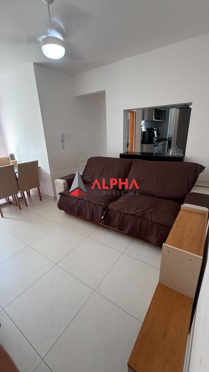Apartamento, Miramar (barreiro), 2 Quartos, 1 Vaga