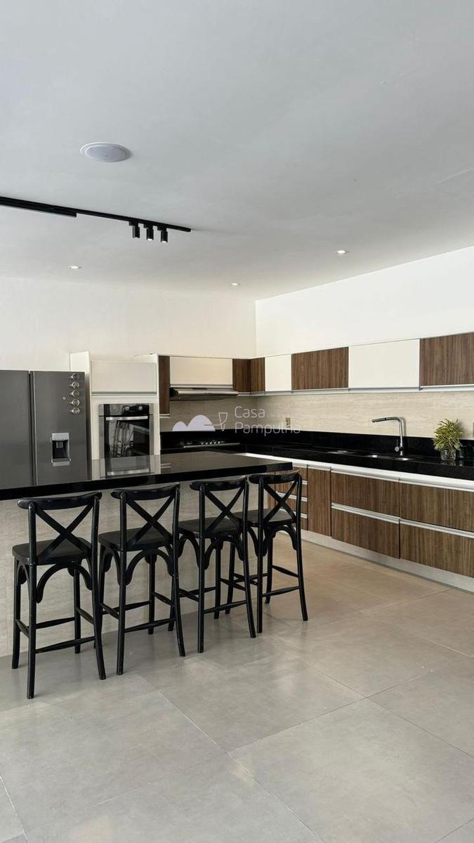 Casa, Braúnas, 3 Quartos, 4 Vagas, 3 Suítes