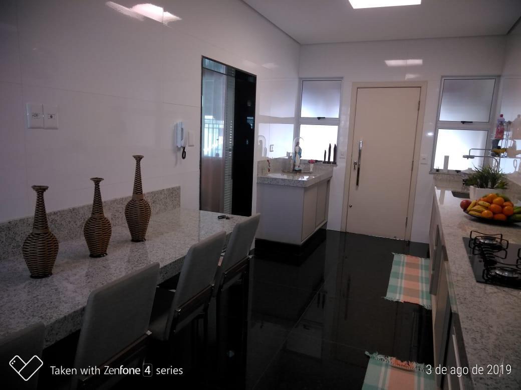 Casa, Itapoã, 4 Quartos, 4 Vagas, 2 Suítes