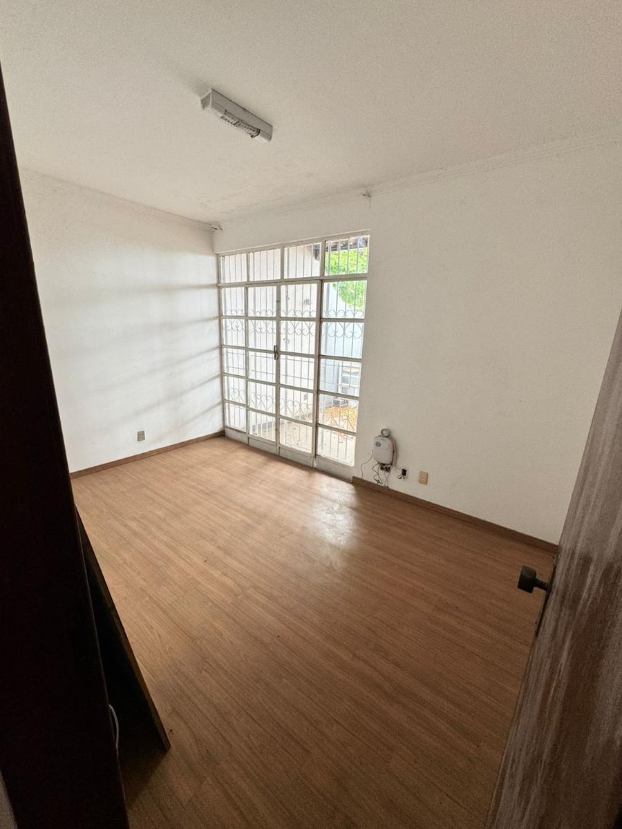 Casa, Fernão Dias, 3 Quartos, 3 Vagas, 1 Suíte