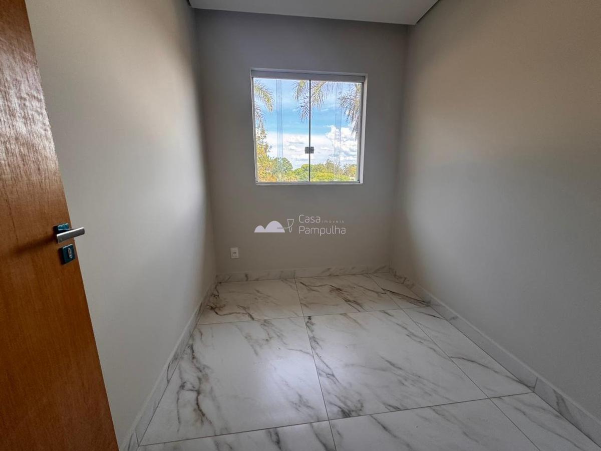 Casa, Trevo, 3 Quartos, 3 Vagas, 2 Suítes